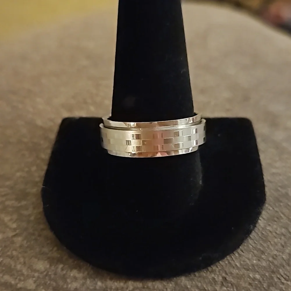 3/$30 Stainless Steel Checkered Spinner Ring